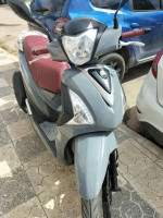 motos-et-scooters-sym-st-2023-annaba-algerie