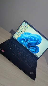 Thinkpad E14 gen3/ ryzen 7 / 16gb ram/SSD 512 GB/FHD IPS