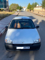 voitures-renault-clio-1-1995-japonaise-mansourah-tlemcen-algerie