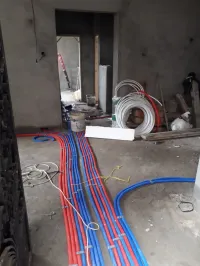 Béton et finitions.
