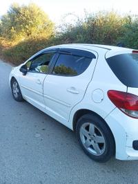 سيارات-peugeot-207-2011-بومرداس-الجزائر