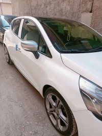 voitures-renault-clio-4-2016-gt-line-bougara-blida-algerie