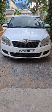 سيارات-skoda-fabia-2014-visage-المدية-الجزائر