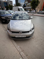 voitures-volkswagen-golf-7-2017-trendline-constantine-algerie