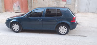 voitures-volkswagen-golf-4-2002-setif-algerie