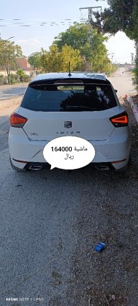 سيارات-seat-ibiza-2018-باتنة-الجزائر
