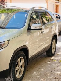 سيارات-kia-sorento-2013-خنشلة-الجزائر