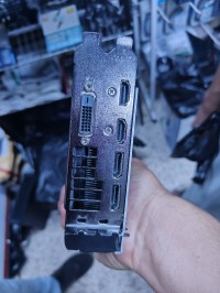 Amd Rx580 8gd vram Tompirater max 78°