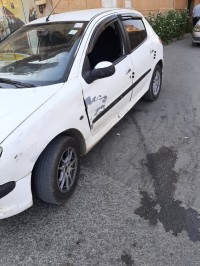 سيارات-peugeot-206-2005-برج-الكيفان-الجزائر