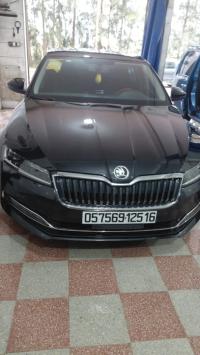 سيارات-skoda-superb-2025-full-option-الجزائر-وسط