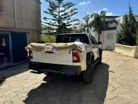 voitures-toyota-hilux-2024-gr-bouzareah-alger-algerie