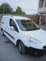 utilitaire-peugeot-partner-2015-binaf-bordj-bou-arreridj-algerie