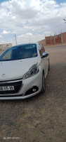 citadine-peugeot-208-2015-allure-facelift-algerie