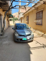 berline-nissan-tiida-4-portes-2010-medea-algerie