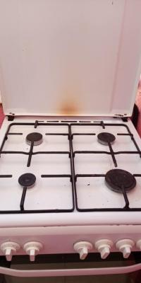 موقد-المطبخ-mise-ne-vente-dune-cuisiniere-en-tres-bon-etat-de-fonctionnement-بوينان-البليدة-الجزائر