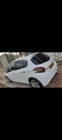 citadine-peugeot-208-2015-active-les-eucalyptus-alger-algerie