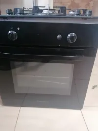  Pack Four encastrable + plaque de cuisson+hotte