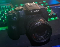 Panasonic Lumix G6 équivalent Sony A6000 et Canon 600D
