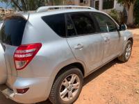 سيارات-toyota-rav4-2011-بئر-الجير-وهران-الجزائر