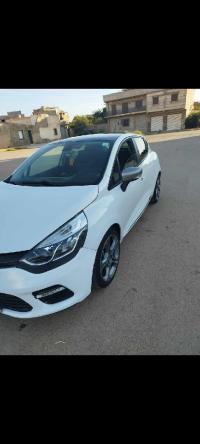 voitures-renault-clio-4-2015-gt-line-abdelmalek-ramdane-mostaganem-algerie
