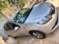 automobiles-symbol-renault-2015-belassel-bouzegza-relizane-algerie