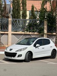 سيارات-peugeot-207-2012-لارباع-البليدة-الجزائر