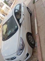 berline-hyundai-accent-2017-souk-ahras-algerie