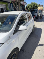 mini-citadine-hyundai-i10-2019-zebboudja-chlef-algerie