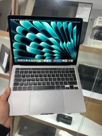 Macbook pro 2020 i5 8/512gb Cycle 215