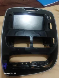 Mini chaine avec console clio4