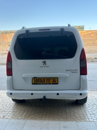 السيارات-النفعية-peugeot-partner-2017-tepee-برج-بوعريريج-الجزائر