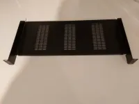 Etagère rackable fixe 19"