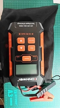Konnwei KW5200 testeur et chargeur