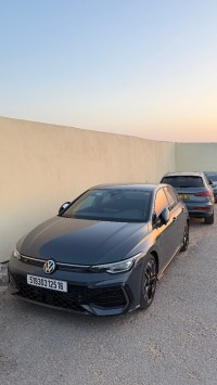 سيارات-volkswagen-golf-8-2025-r-line-القبة-الجزائر