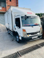 camion-nissan-nt400-2015-talaifacene-setif-algerie