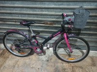 Vélo 24 Pouces Btwin état neuf pour enfants âgés de 8 à 12 ans