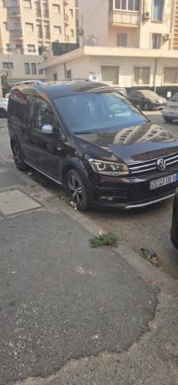 سيارات-volkswagen-caddy-2018-alltrack-الجزائر-وسط