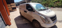 fourgon-hyundai-h1-2014-annaba-algerie