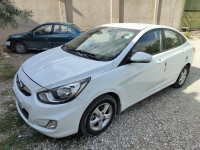 voitures-hyundai-accent-rb-4-portes-2013-constantine-algerie