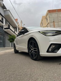 سيارات-seat-ibiza-2019-fr-برج-بوعريريج-الجزائر