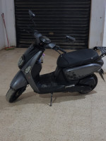 motos-scooters-vms-estate-x-2022-bab-ezzouar-alger-algerie