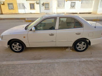 voitures-hyundai-accent-2016-gls-relizane-algerie