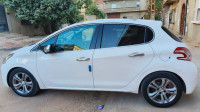 voitures-peugeot-208-2014-allure-tiaret-algerie