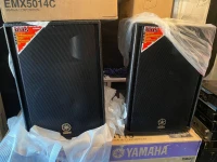 Enceinte yamaha r 115 p et console yamaha mg166cx 
