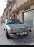 voitures-mercedes-123-1984-300d-tizi-ouzou-algerie