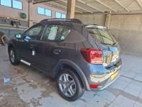 voitures-dacia-sandero-2018-stepway-annaba-algerie