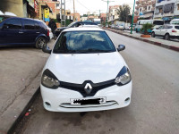 voitures-renault-clio-campus-2014-ferdjioua-mila-algerie