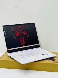 HP OMEN TRANSCEND 16/INTEL I7-14700HX/32GB DDR5/1024 GB SSD/RTX 4060 8GB/16 POUCE 2.5k 240HZ 