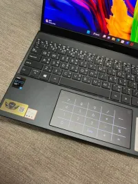 ASUS ZENBOOK 13/ intel i7-1165G7 EVO/16 gb ddr5 /1024 gb ssd/ iris xe  graphique  13.3 pouce OLED 