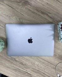 كمبيوتر-محمول-macbook-pro-retina-m2-133-2022-cpu-apple-8coeurs-ram-8go-ddr5-disque-256gb-ssd-cycle-47-باب-الزوار-الجزائر